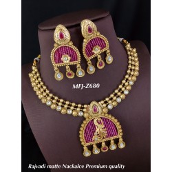 Kundan Stones,With 3 lined...